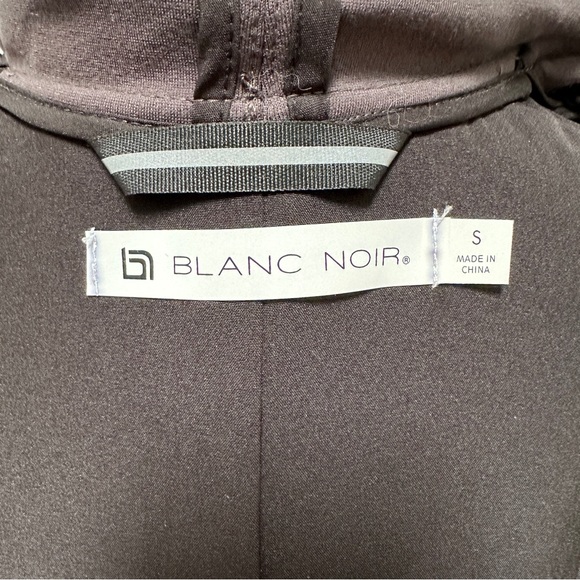 BLANC NOIR Hooded Single-Button Moto Jacket - Picture 11 of 14